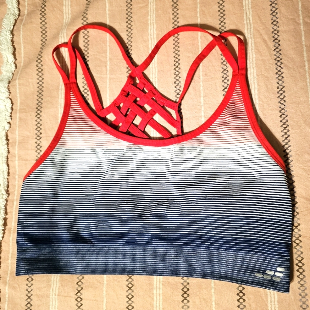 Women's sports bra size XL